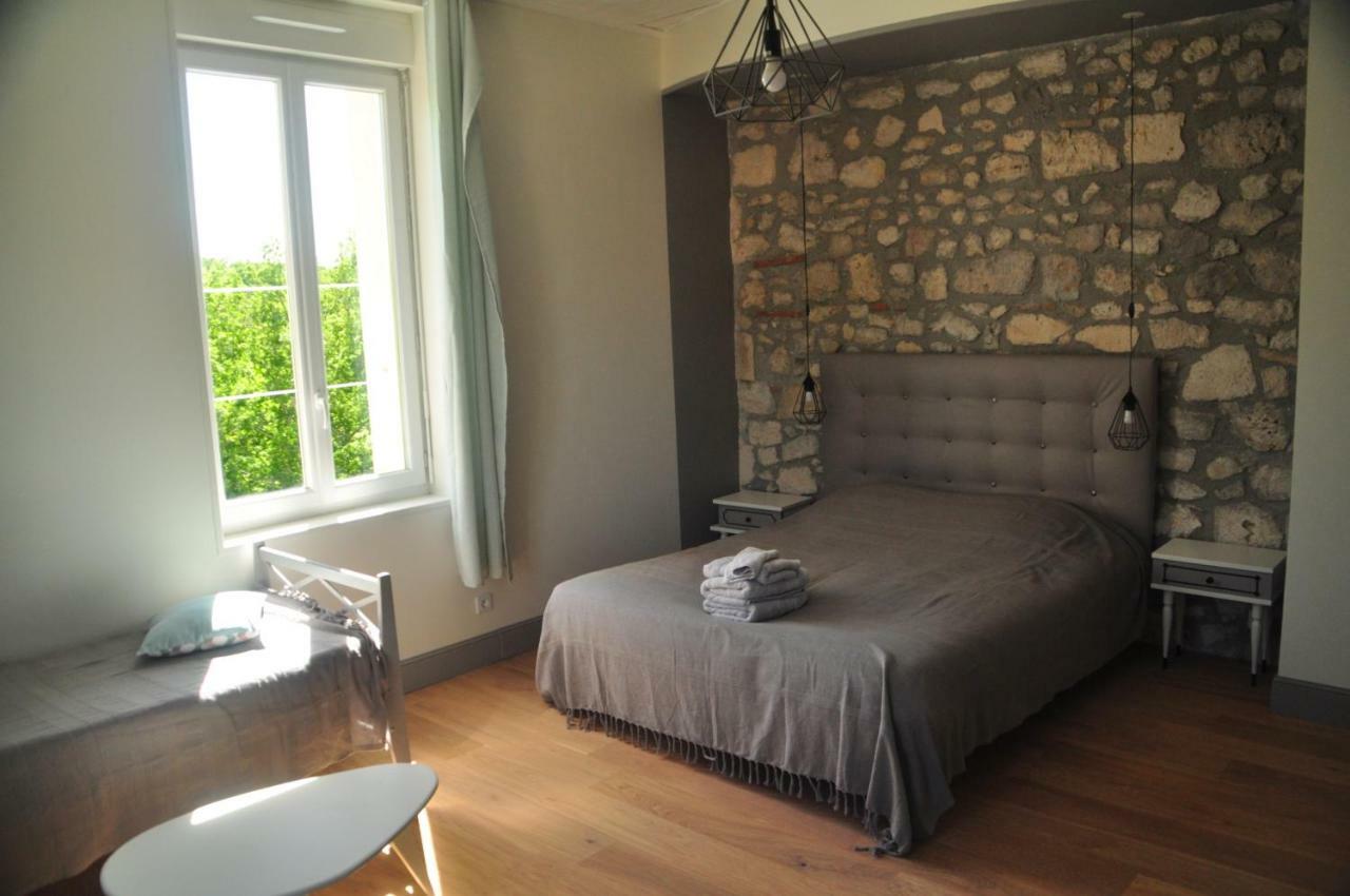 Loustalneou Bed and Breakfast Saint-Pierre-de-Clairac Εξωτερικό φωτογραφία