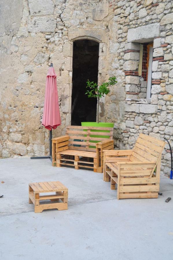 Loustalneou Bed and Breakfast Saint-Pierre-de-Clairac Εξωτερικό φωτογραφία