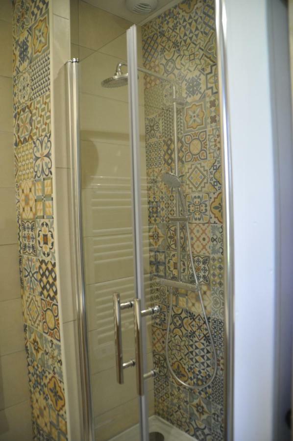 Loustalneou Bed and Breakfast Saint-Pierre-de-Clairac Εξωτερικό φωτογραφία